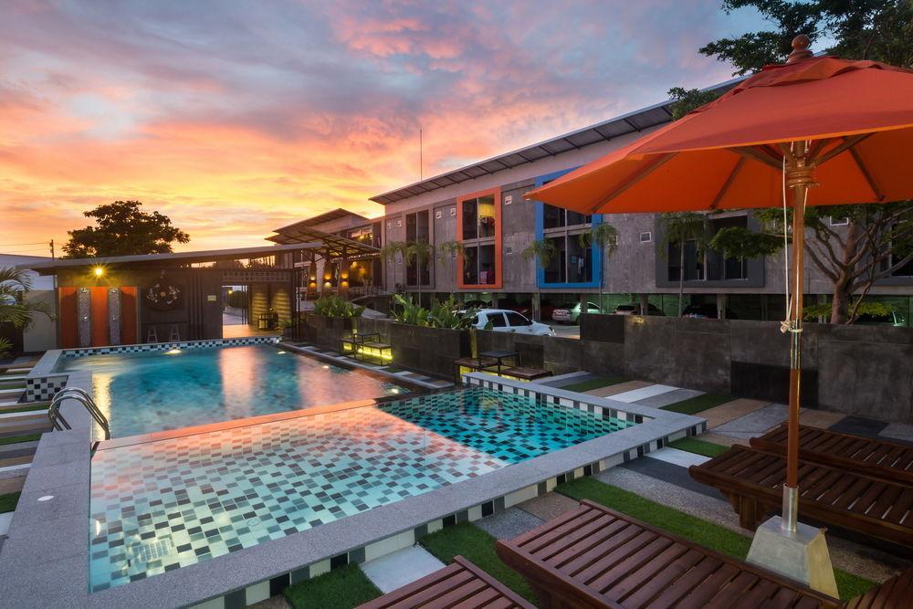 The Rubber Hotel Phuket Таланг Экстерьер фото